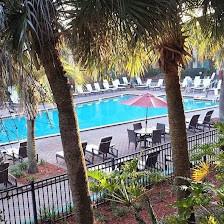 Maingate Lakeside Resort
