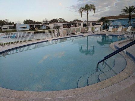 Ridgewood Oaks Condo