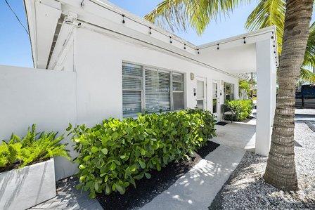 Casey Key Resort ® | Best Beach Resort ON Casey Key | Gulf Shores
