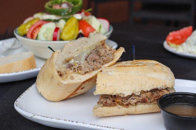 Louis Pappas Fresh Greek, Trinity