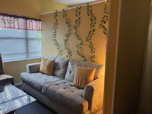 Essentials Massage & Facial of Bradenton