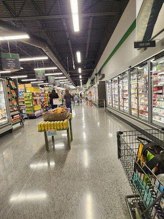 Publix Liquors at Lake Juliana