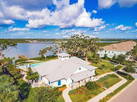 Bayside Terrace Clubhouse and pool