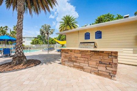 Coral Club Apartment Homes