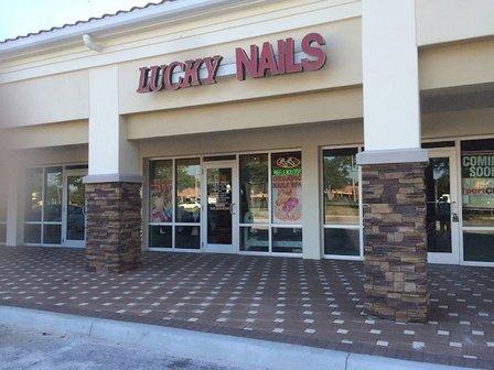 LUCKY NAILS
