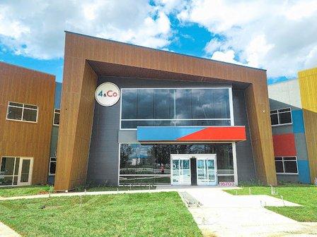 4 & Co Coworking Spaces - Land O' Lakes