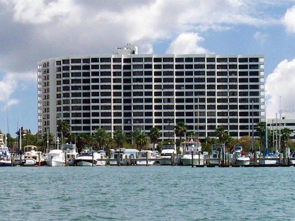 Bay Plaza Condominium Sarasota