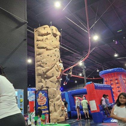 Jumpin Fun Inflata Park