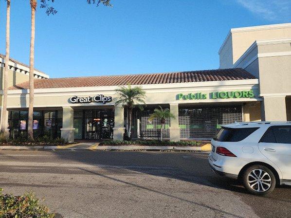 Publix Liquors at University Walk