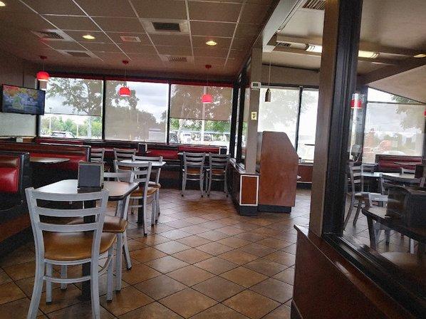 Hardee’s