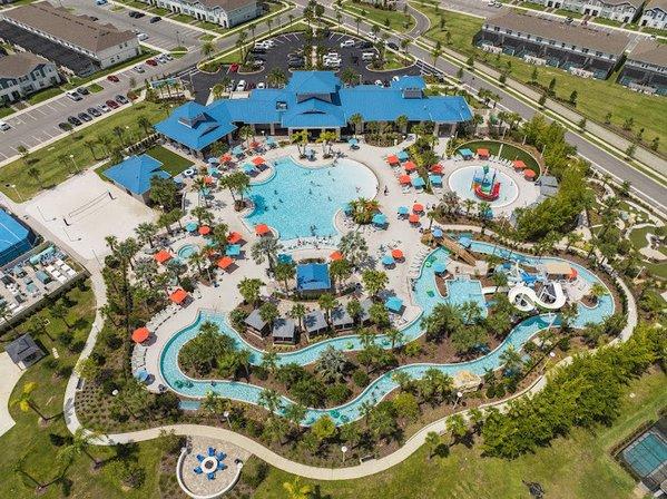 ARIVA Retreat at Windsor Island Resort