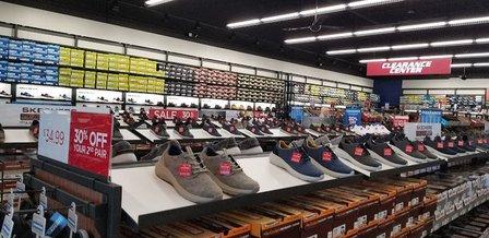 SKECHERS Warehouse Outlet