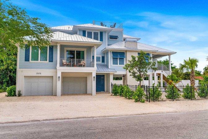 Anna Maria Life Vacation Rentals