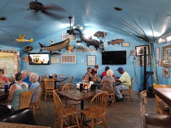 Nav-A-Gator Bar & Grill