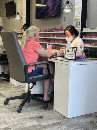 Golden Nails of Spring Hill