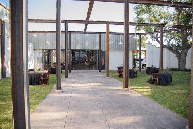 Venue 650