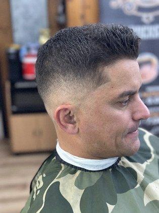 Shaddai Barbershop LLc