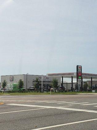 7-Eleven