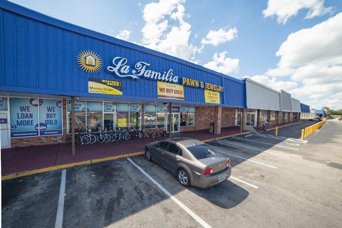 La Familia Pawn and Jewelry