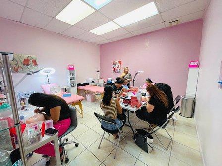 Royal Beauty Studio 2852