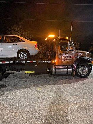 Tito's Towing Services