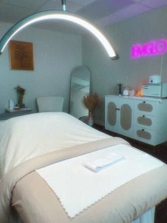Jemglo Aesthetics Facial Spa