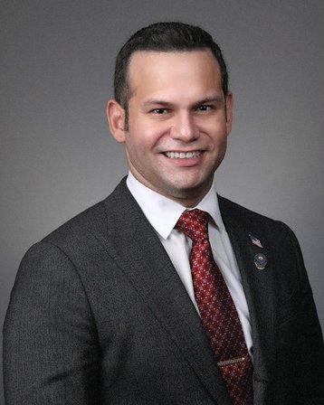 Trust Attorney Erik Arroyo