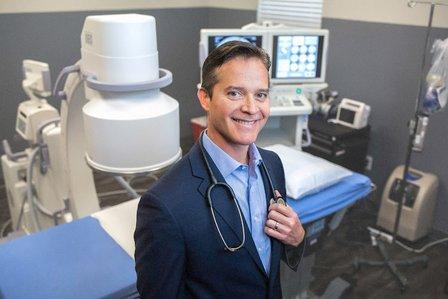 Vein and Vascular Experts, Dr. Gus De Jesus