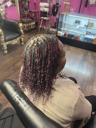 Queenlandy beauty store LLC
