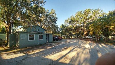 Chassahowitzka River Lodge