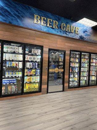 Jallo Wine & Spirits / Cigar Lounge