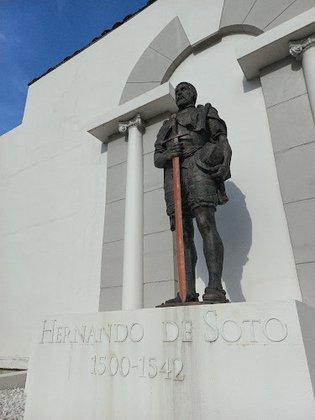 Hernando De Soto Statue