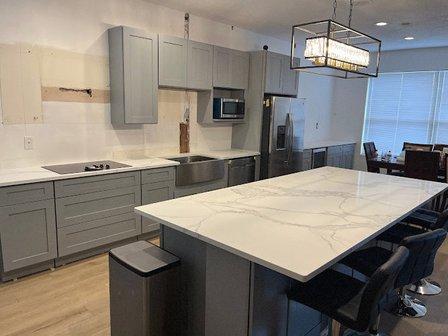 D and W SRQ aka Sarasota Quartz Countertops