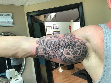Legendary Custom Tattoos and Piercings