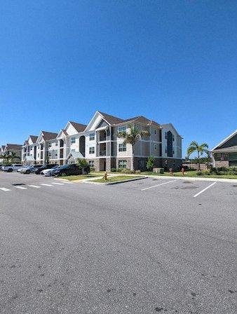 Lakeland Grand