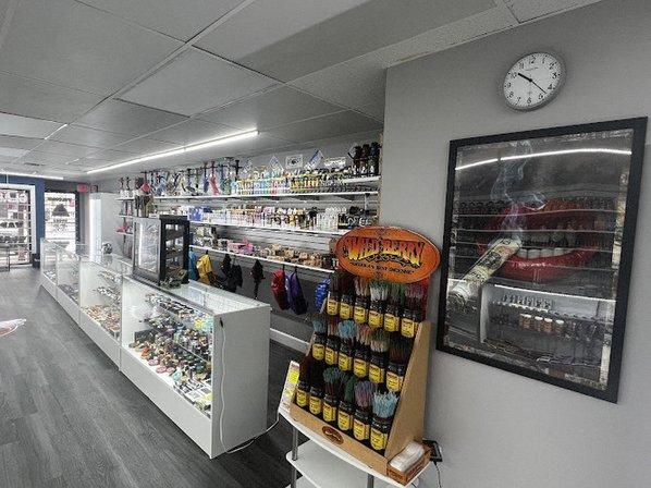WEBBER VAPORS & SMOKE SHOP