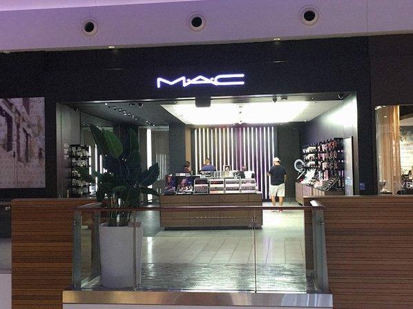 Mac Cosmetics