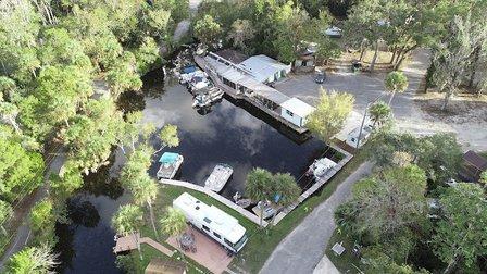 Manatee Campground Marina Pub