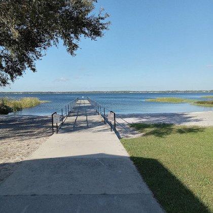 Lake Clinch Park Bathrooms