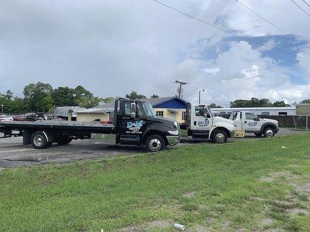 D & M Towing LLC