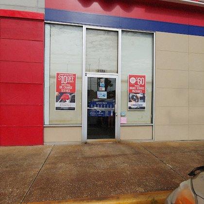 Pep Boys Auto Service & Tires