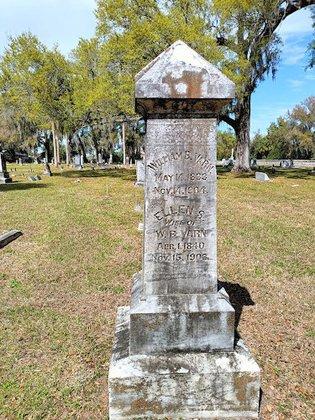 Oak Hill Cemetery