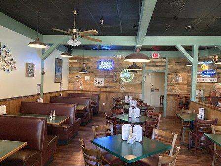 Beckham's Sarasota Restaurant On The Trail
