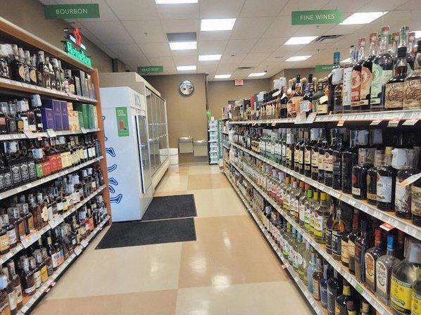 Publix Liquors at Broadway Promenade