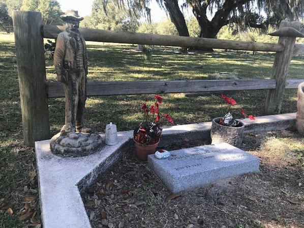 Pine Level Camp Grounds Cemetery
