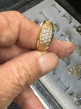 First Class Pawn Inc