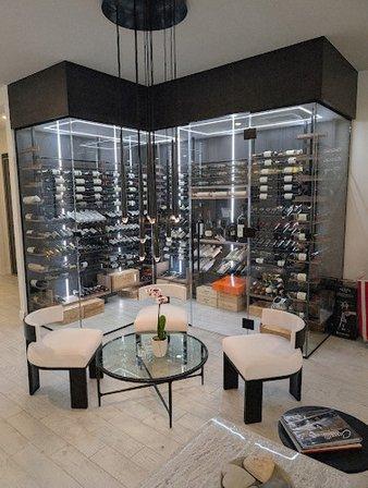 Henderson’s Glass & Mirror LLC