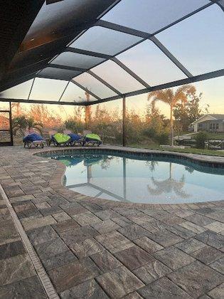 Bayside Screen & Enclosures
