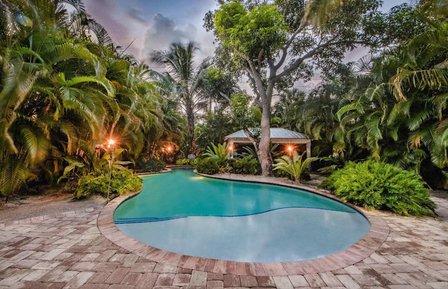 Agnelli Pools & Construction