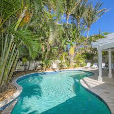 Lazy Palm Cottage